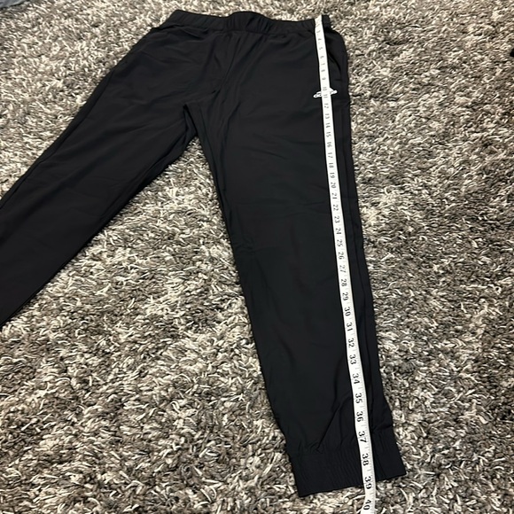 New ADIDAS Light weight / Thin Golf Essential Joggers in Black - Picture 9 of 14